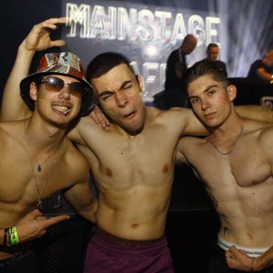 Mensen samen op het Heartcore by Nature Event 2025