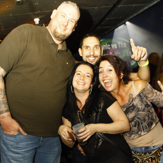 Mensen samen op het Heartcore by Nature Event 2025